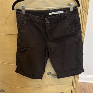 DKNY Bermuda shorts
